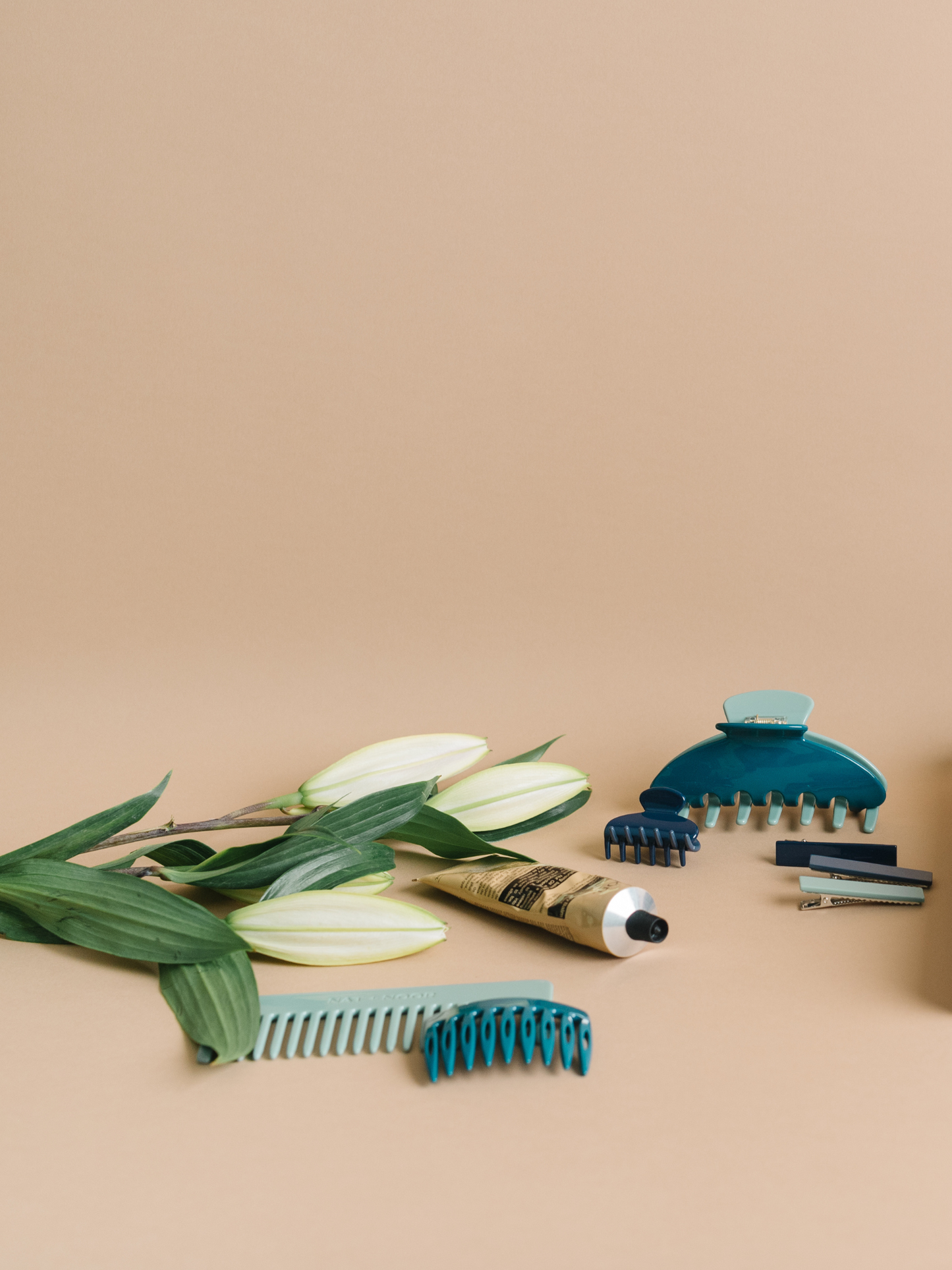 Large Hair Claw - Robin