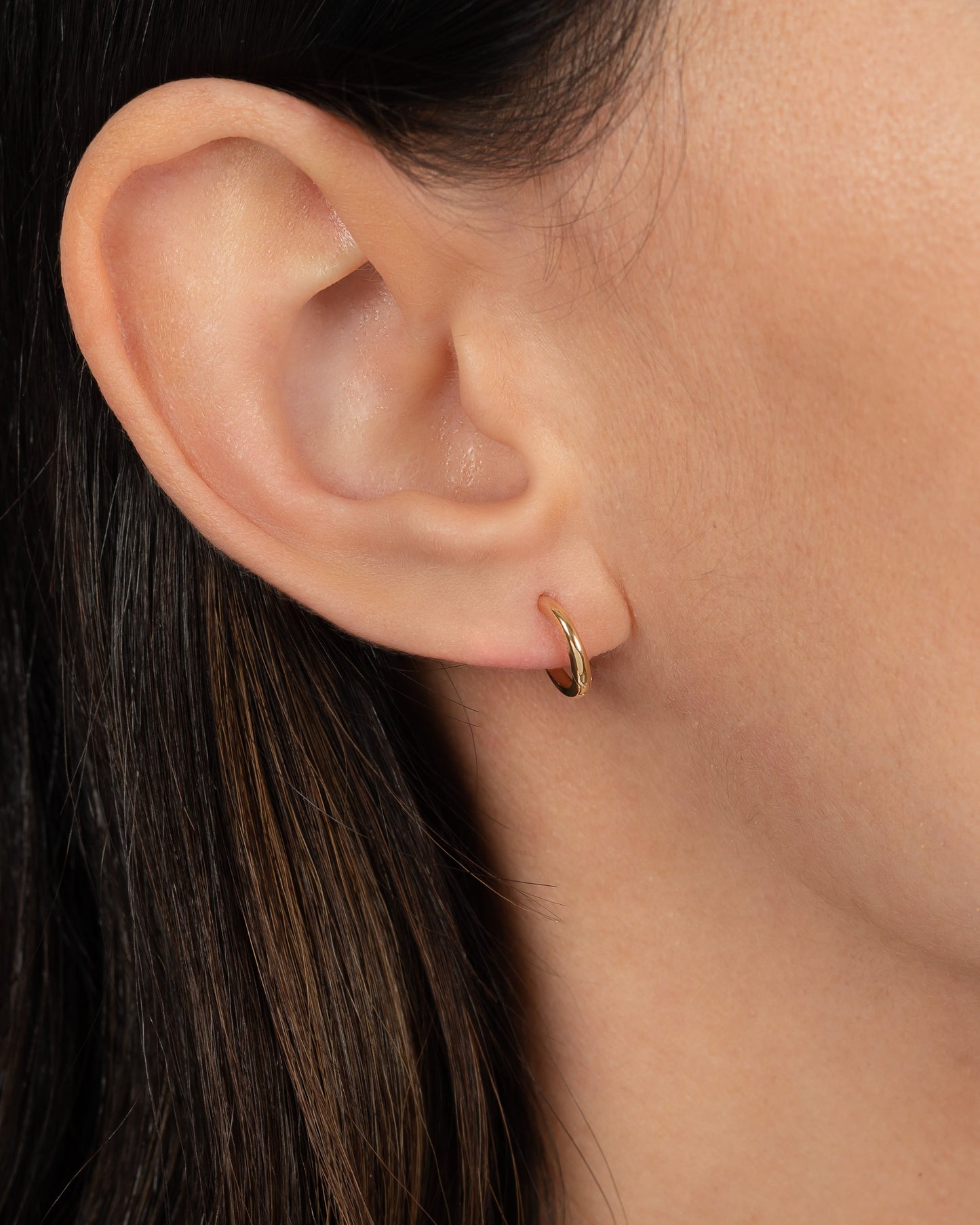 14K Gold Small Huggie Earrings